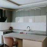 Luxury דירה
