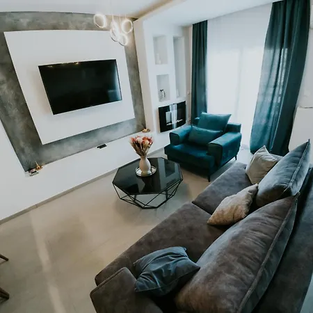 Luxury * Selanik